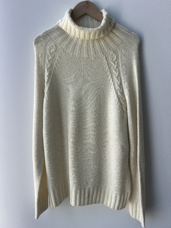Pullover Sweater